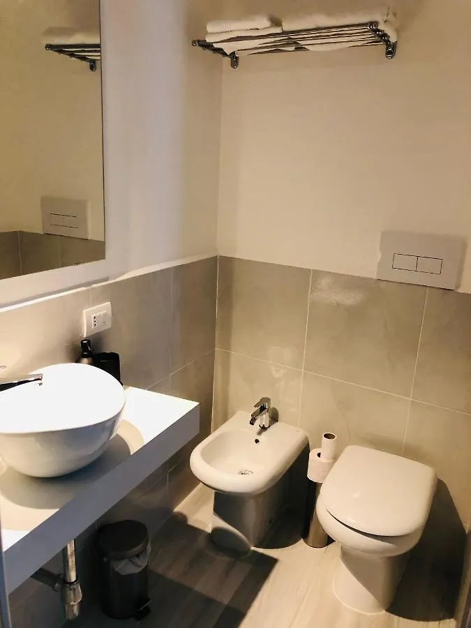 A Casa Di Gemma Bed & Breakfast Naples Italy